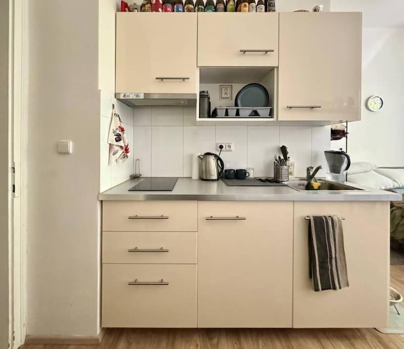 Cozy Karlin Lägenhet Prag Exteriör bild