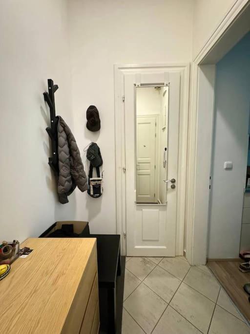 Cozy Karlin Lägenhet Prag Exteriör bild